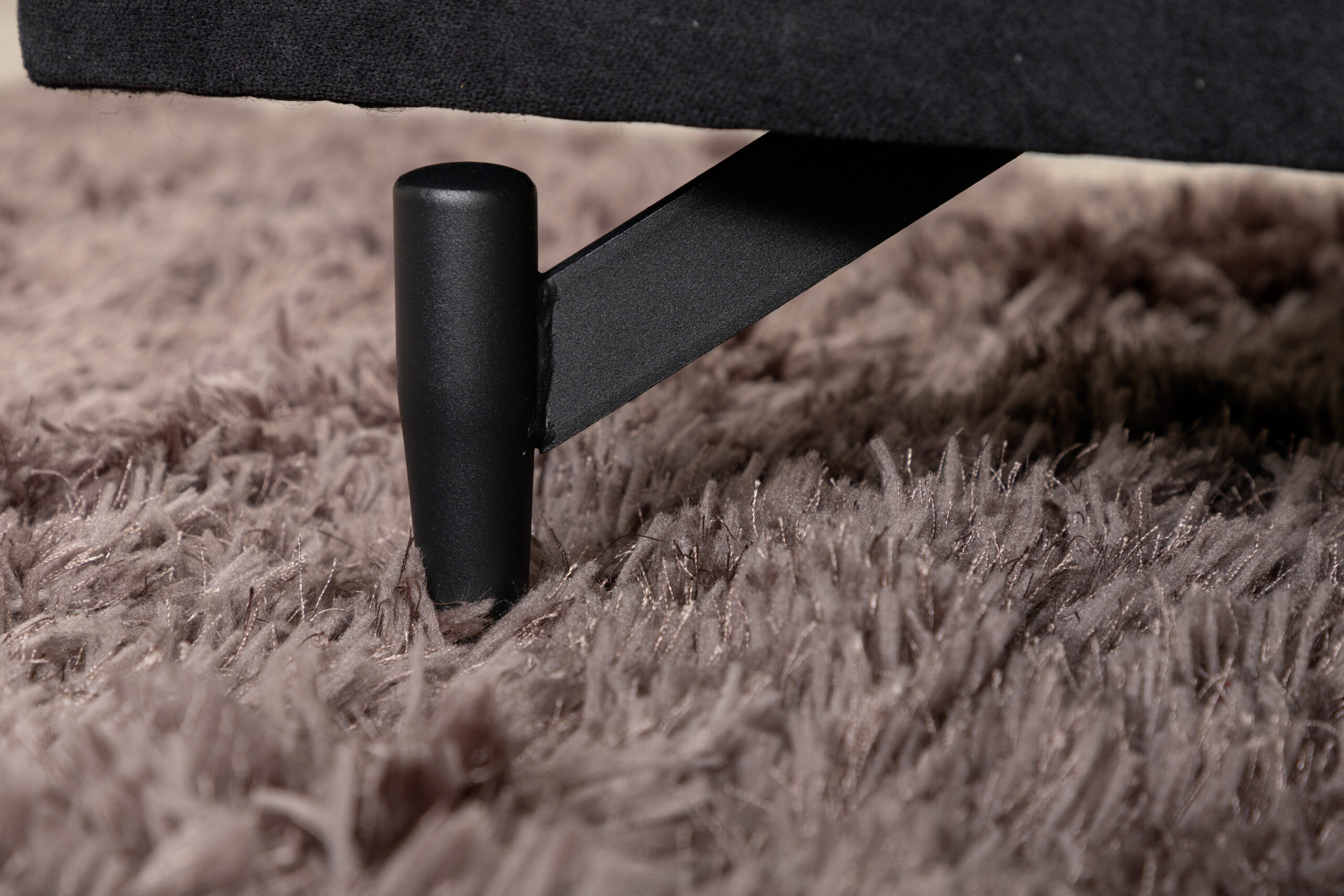 Fauteuil Sofia - Tissu noir et pieds noirs – Image 6