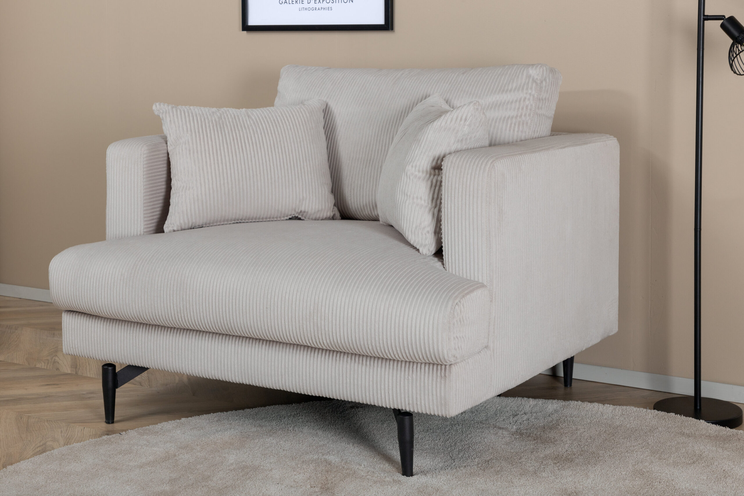 Fauteuil Sofia - Velours côtelé beige et pieds noirs – Image 3