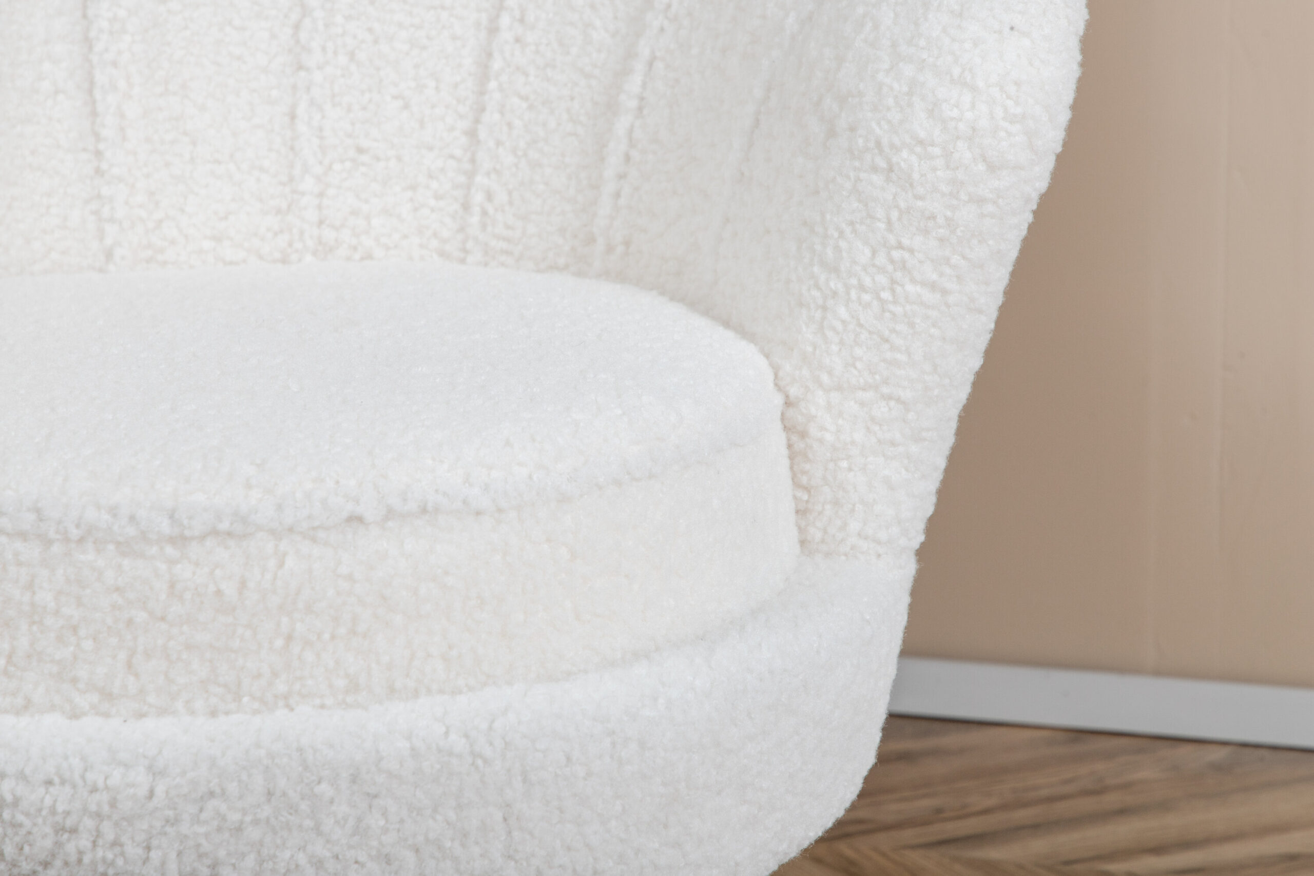 Fauteuil Calais - Tissu bouclé blanc et pieds noirs – Image 8