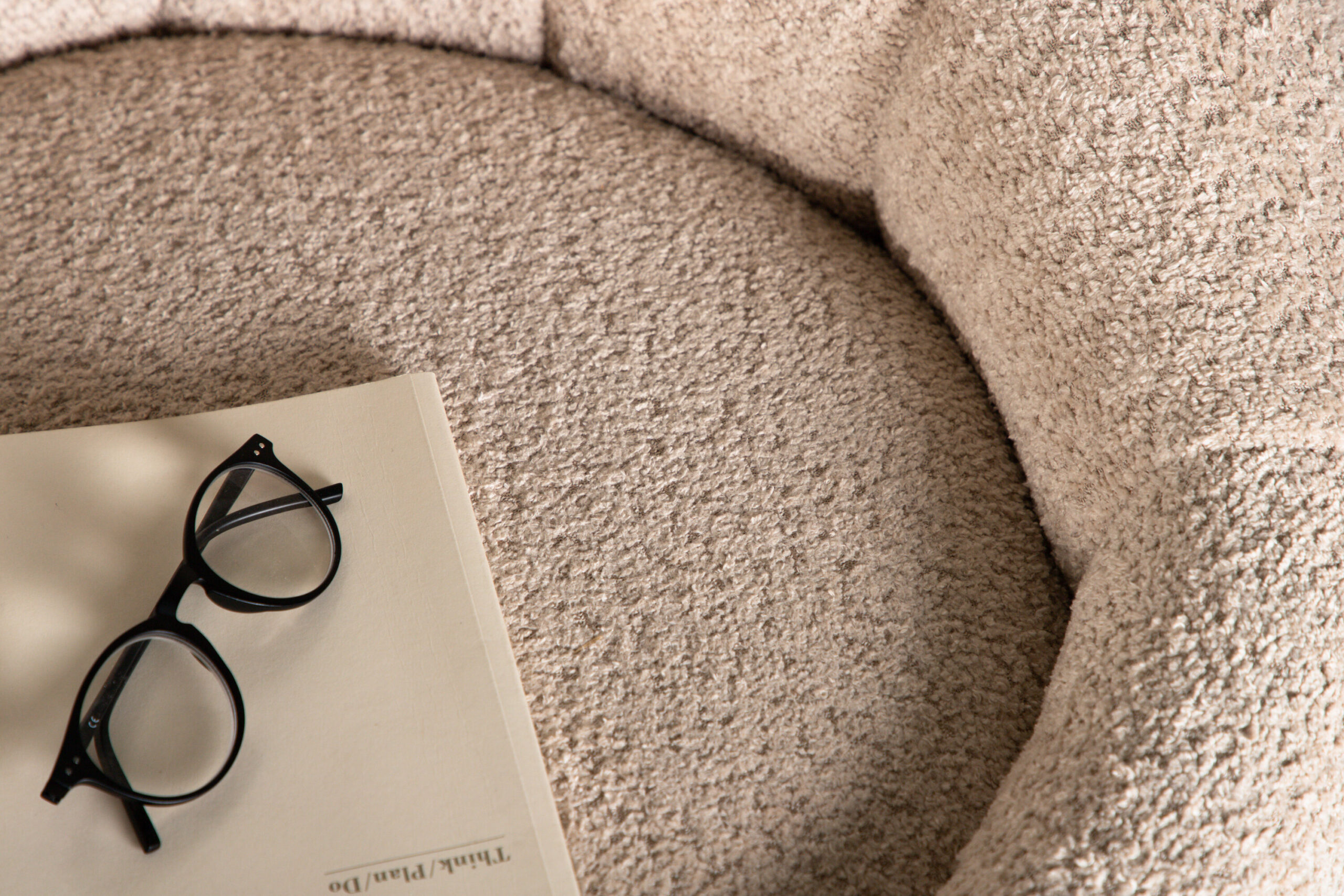 Fauteuil Warren - Tissu beige bouclé – Image 3