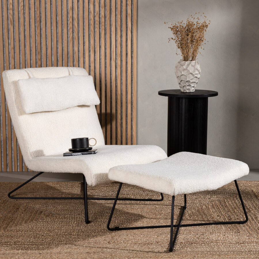 Fauteuil Laconia – Tissu teddy blanc et pieds noirs