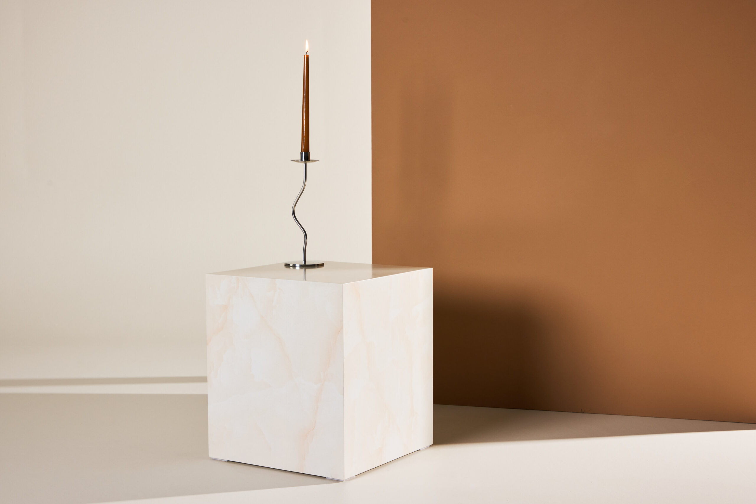 Table basse York - Jaune clair / Aspect marbre