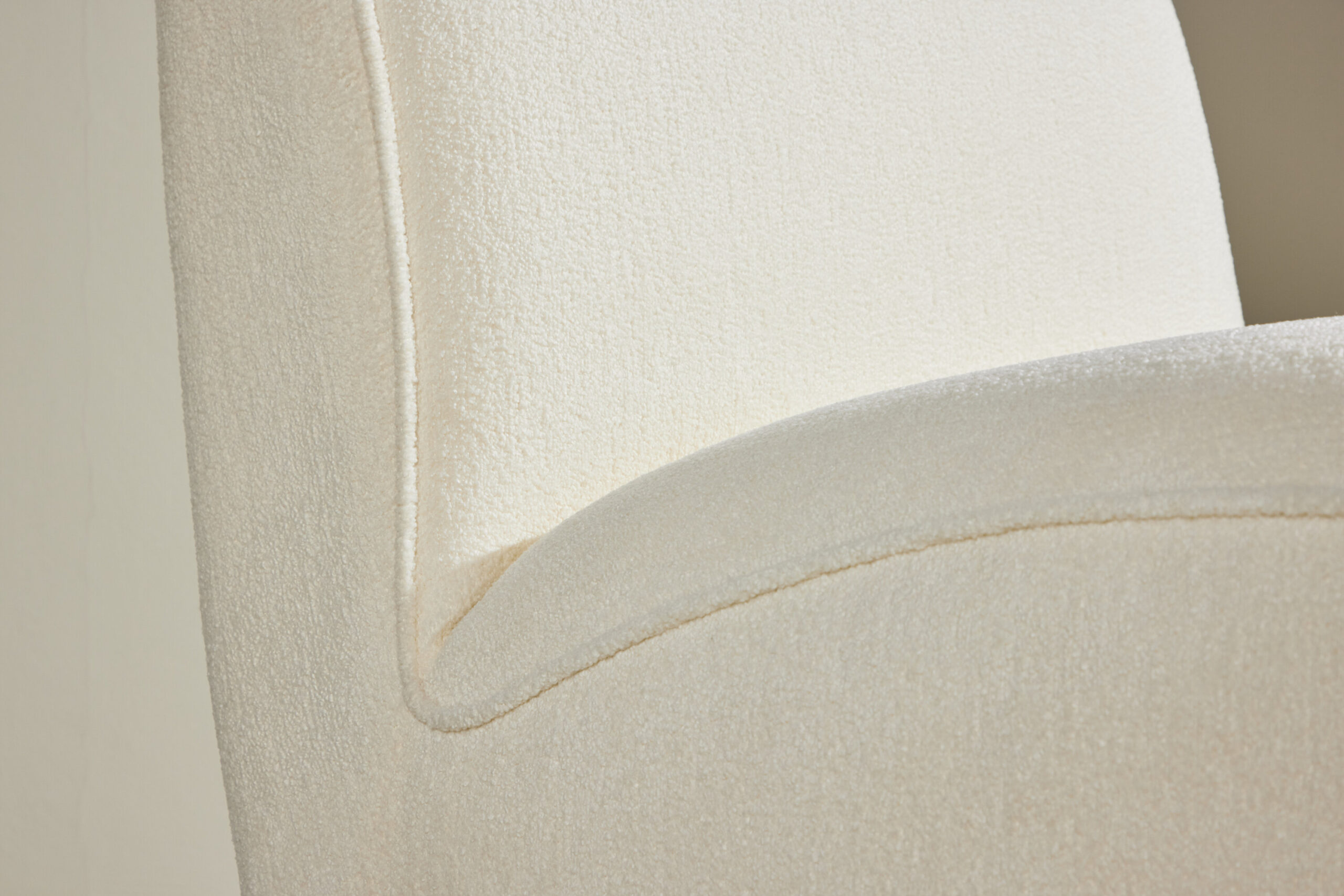 Fauteuil lounge My – Tissu bouclé blanc – Image 4