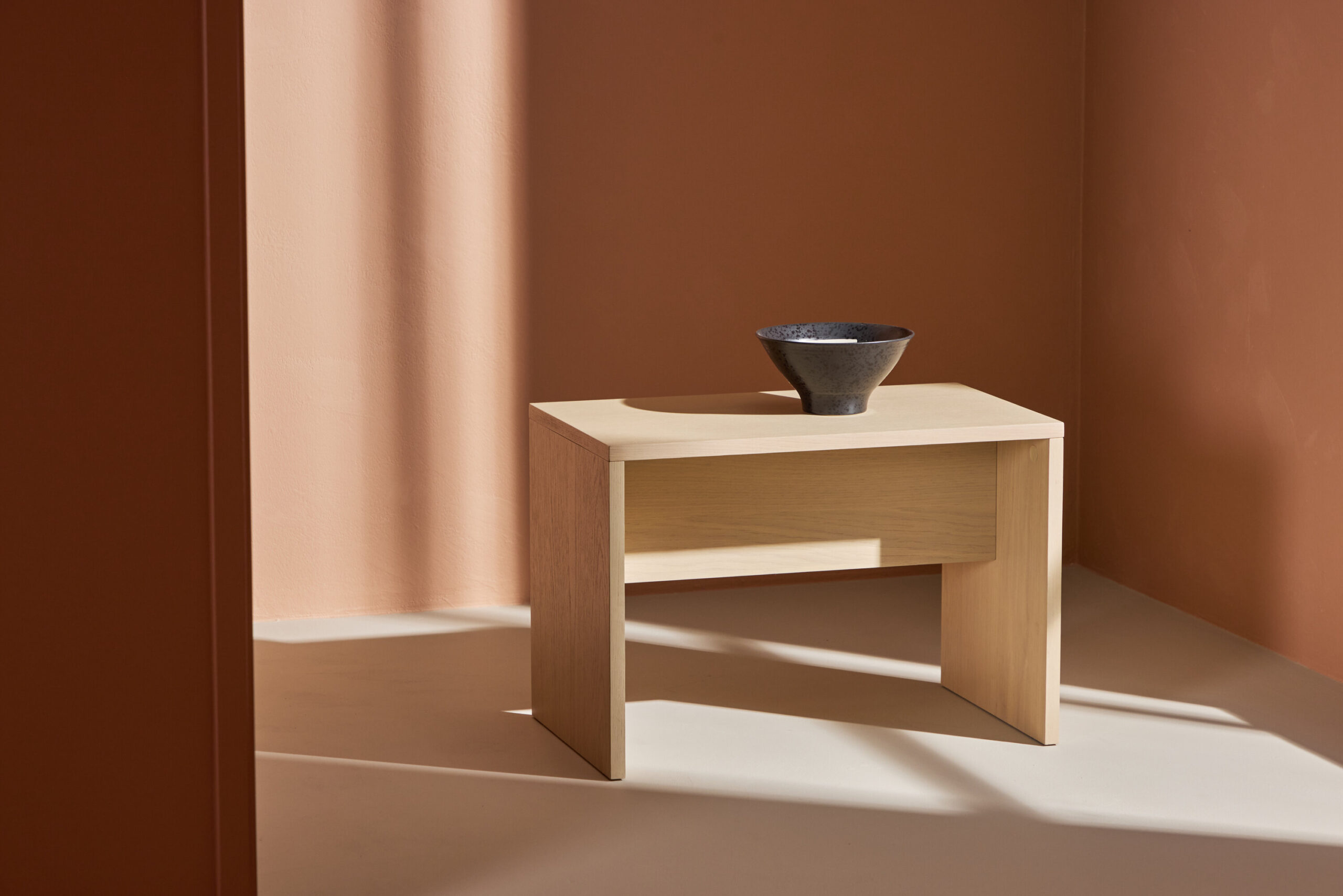 Table d’appoint Juni - Aspect bois blanchi