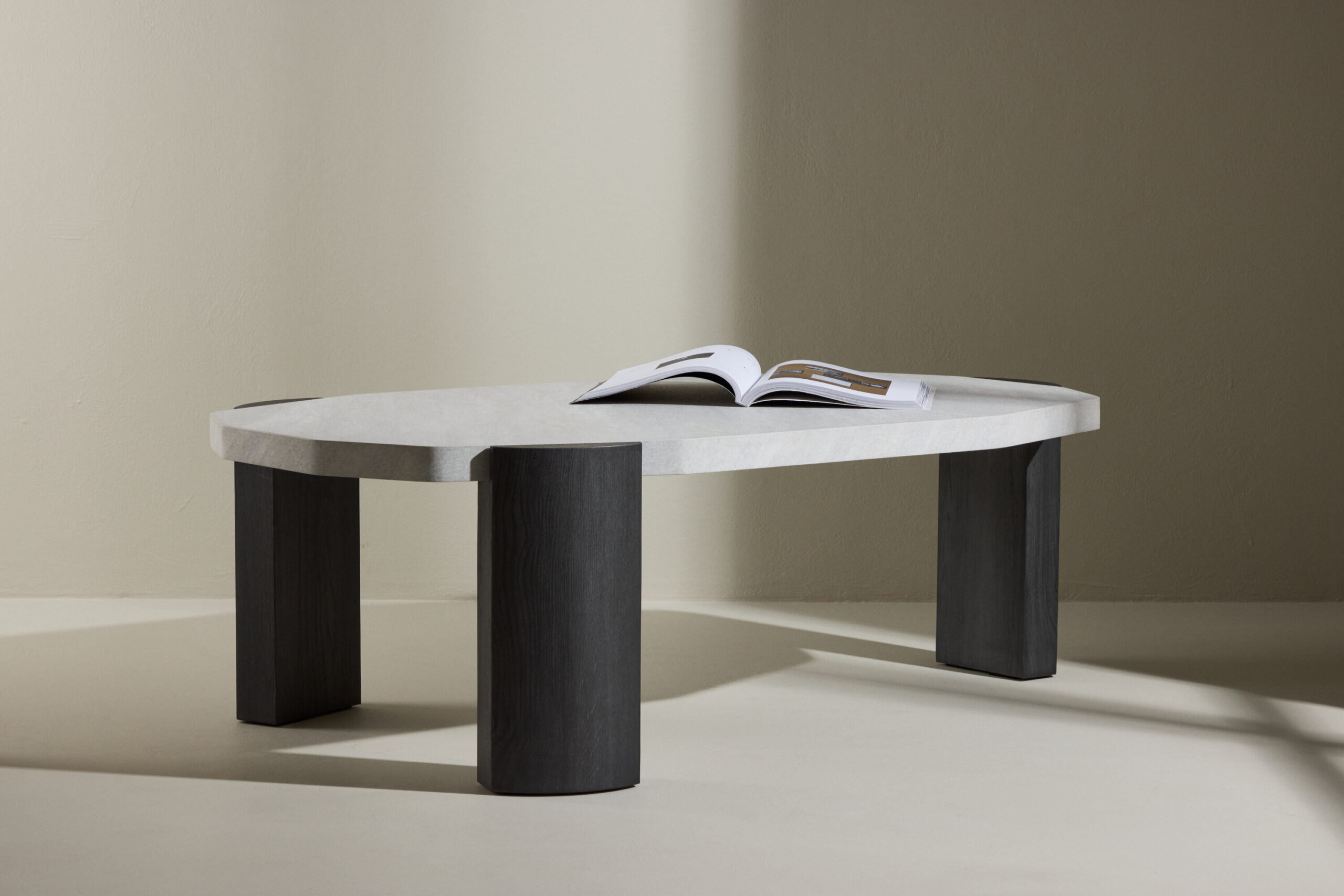 Table basse Kres - 125x70,5x40 cm - Noir / Aspect pierre