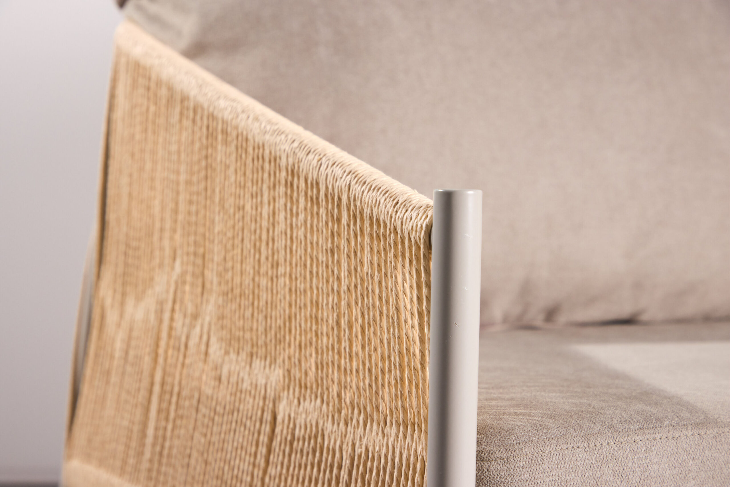 Fauteuil Louie beige - Structure métal et corde tressée – Image 2