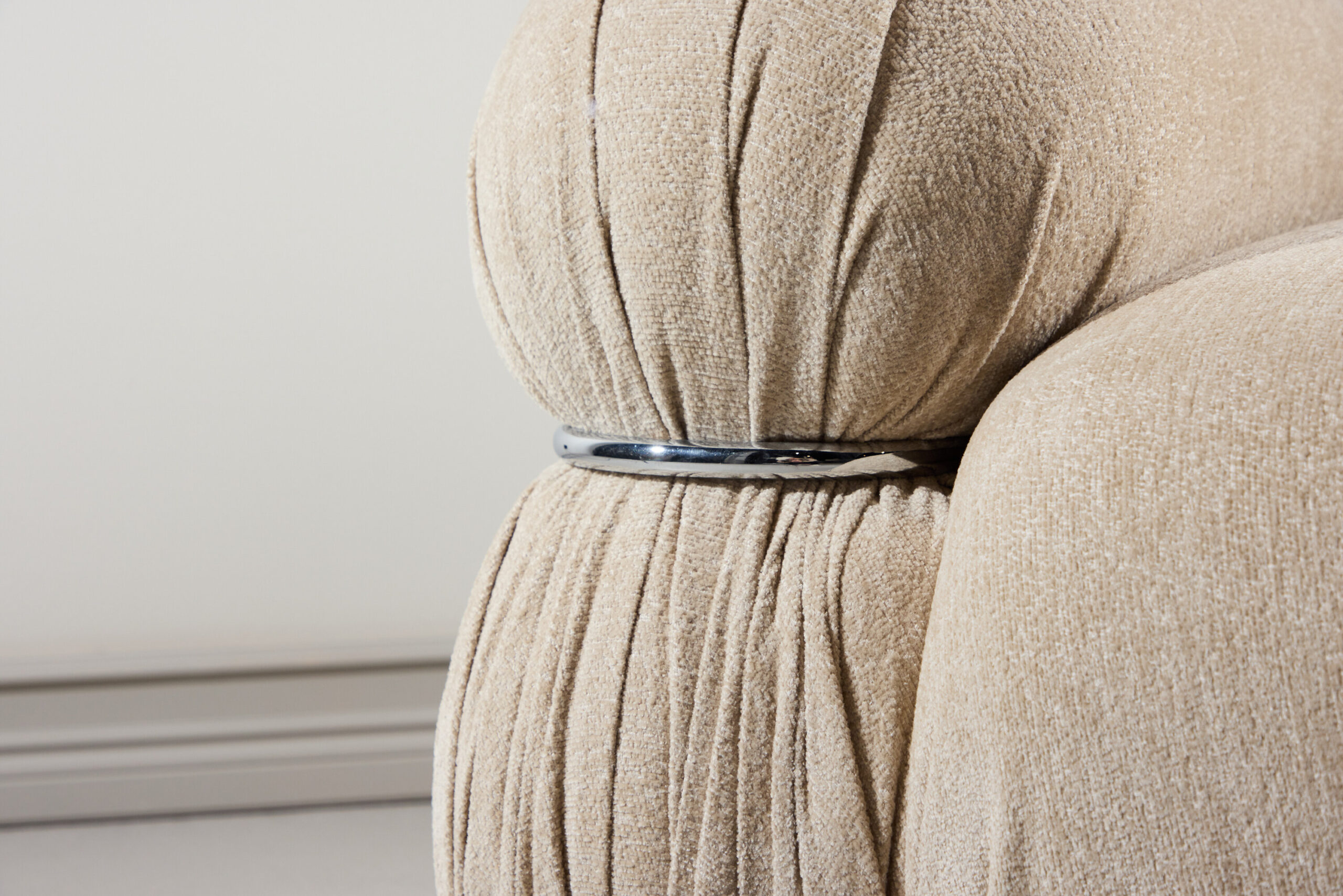 Fauteuil Mika – Tissu beige – Image 3