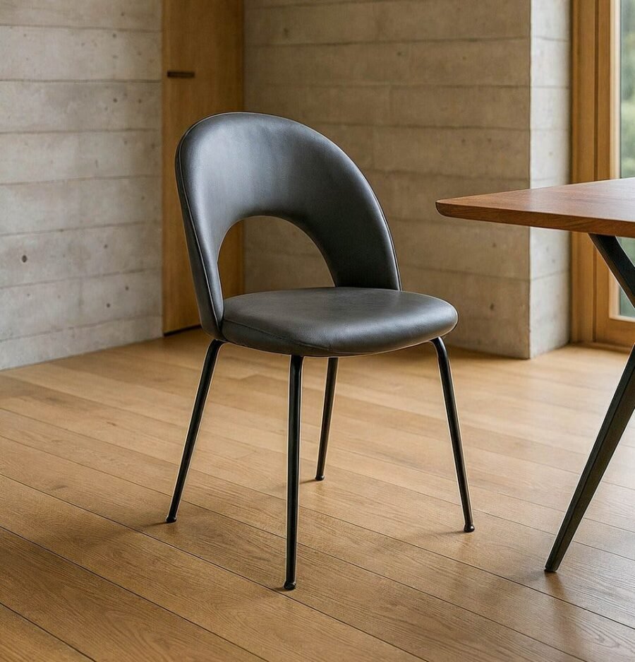 Lot de 2 : Chaise Gris Imitation Cuir Ixia 49 cm