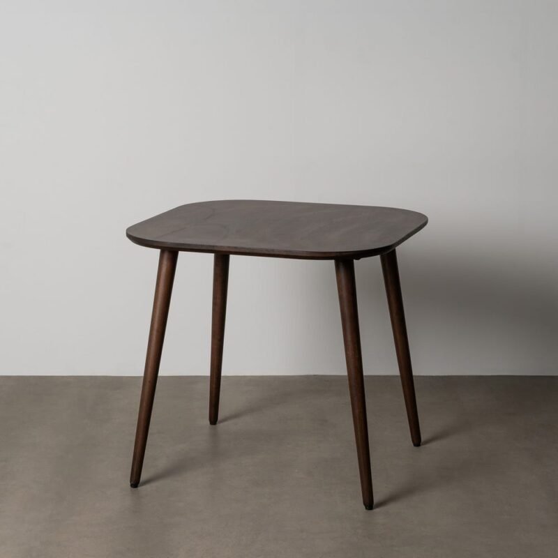 Table à manger carrée en bois de manguier marron foncé, angles arrondis et pieds fuselés, 80 x 80 cm – Ixia
