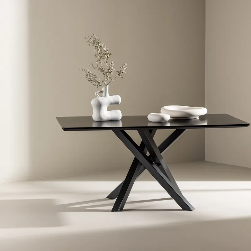 Table basse Piazza noire sur piètement croisé en X, vue de face
