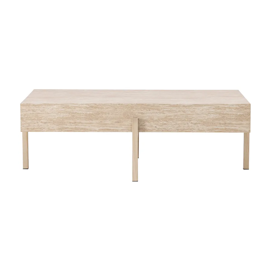Table basse Vadholmen effet travertin beige sur pieds fins en métal doré, vue de face