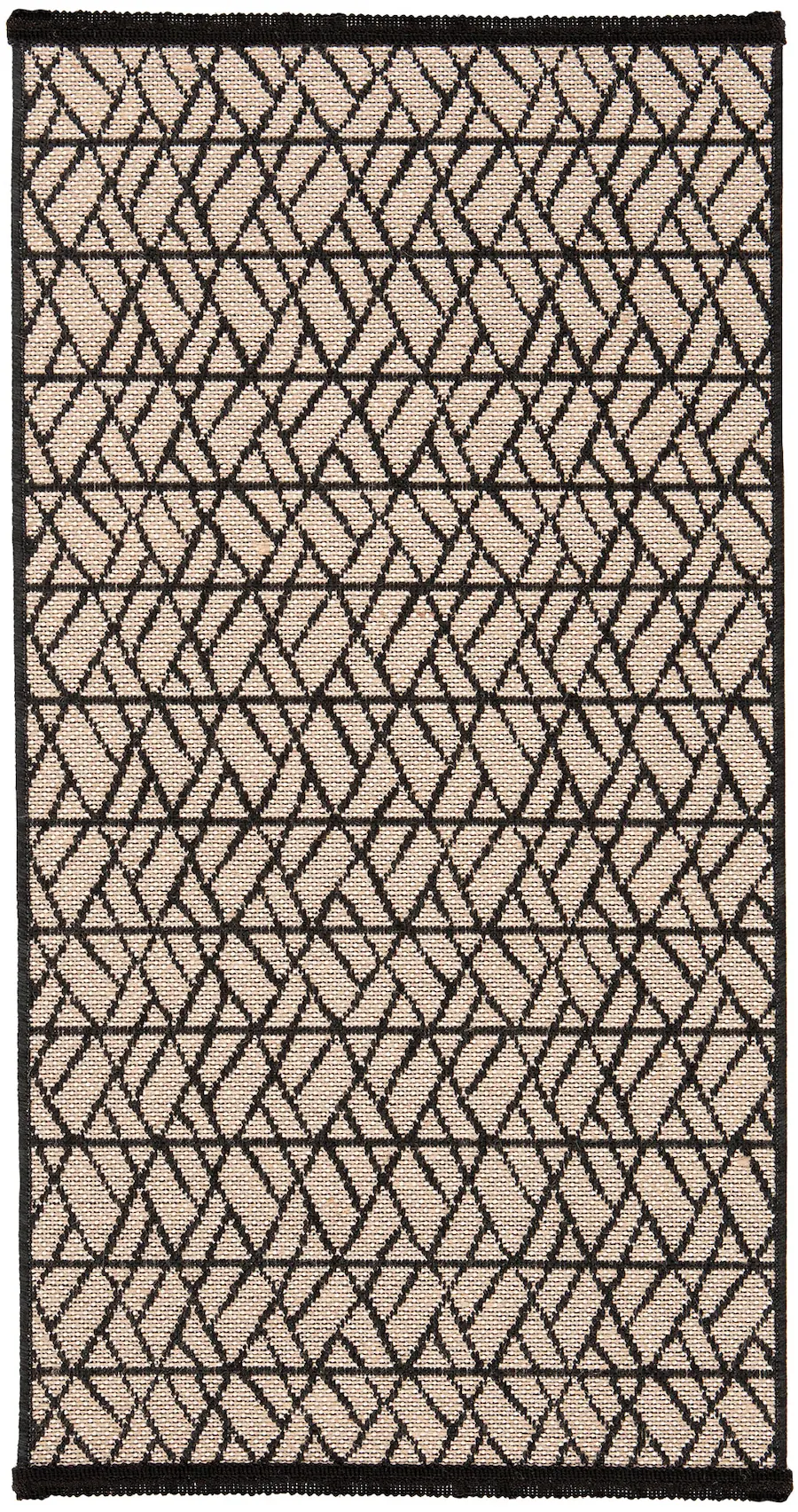 Tapis d'extérieur à motif géométrique noir sur fond naturel, vu de dessus