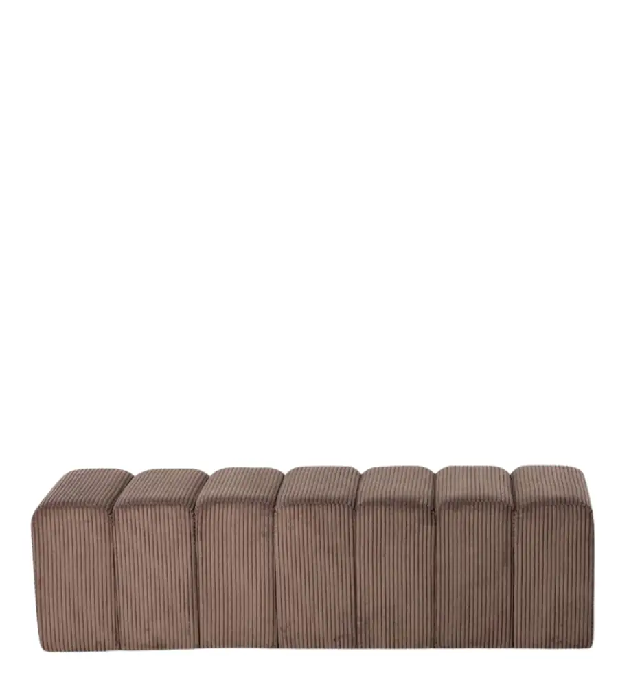 Banc Melvin d'Athezza en velours côtelé taupe, vu de face