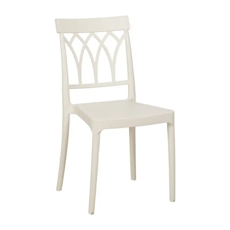 Chaise Ixia 42 cm en polypropylène vue de trois quarts sur fond blanc