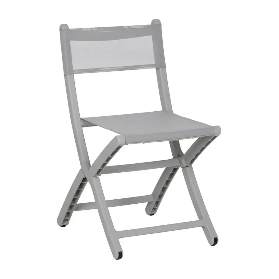 Chaise de jardin pliante Ixia grise en polypropylène, vue de trois quarts avant sur fond blanc