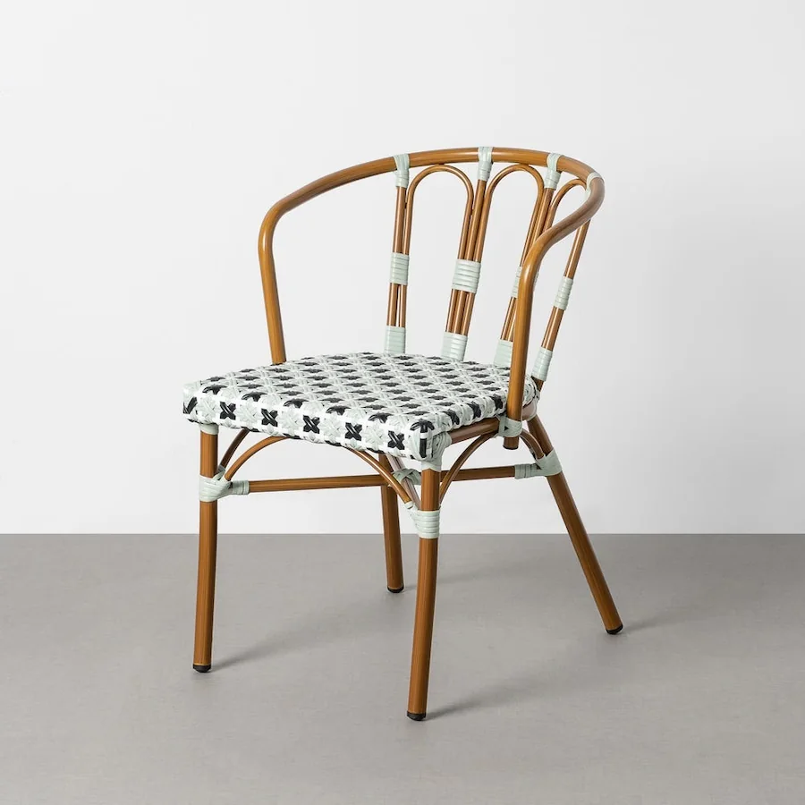 Chaise de jardin empilable à accoudoirs et assise tressée Ixia 53 cm Vert d'Eau