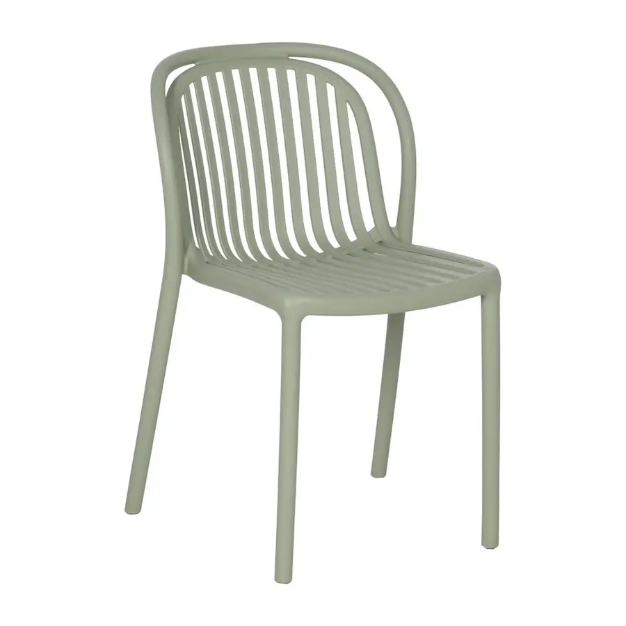 Chaise de jardin en polypropylène Ixia vert sauge vue de trois quarts, dossier arrondi à barreaux
