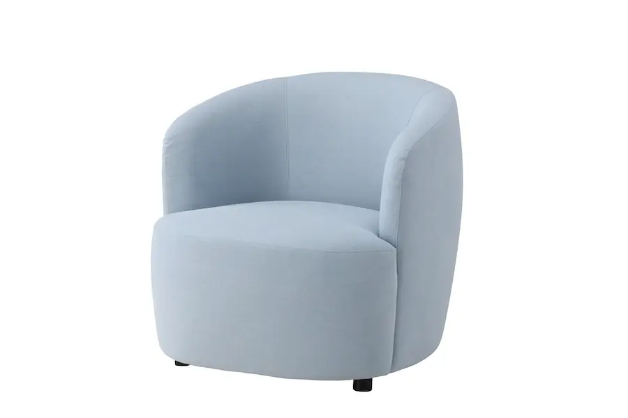 Trois quarts avant du fauteuil bleu ciel, dossier qui enveloppe l'assise