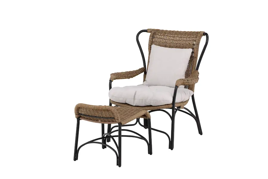 Fauteuil de jardin Loreto et son repose-pieds, en trois quarts