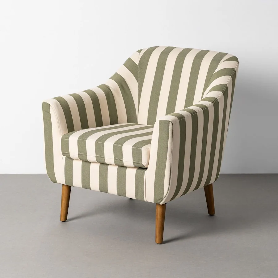 Fauteuil rayé en tissu à pieds en bois Ixia 74 cm Vert sauge