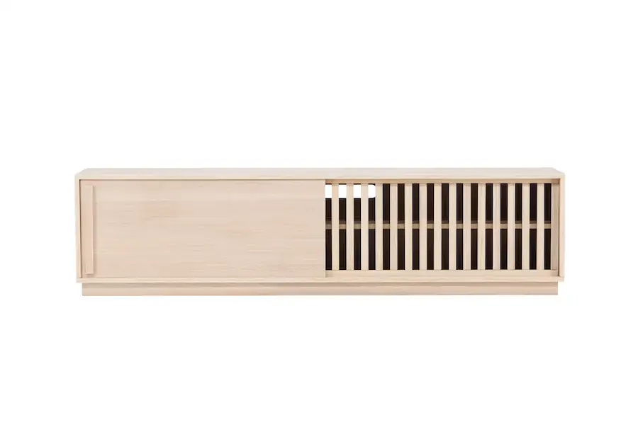 Meuble TV Lugo en bois blanchi, vue de face, porte pleine et panneau à lames