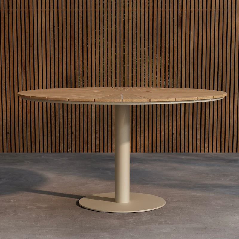 Table de jardin ronde en teck Croft, plateau en lattes en éventail et pied central beige