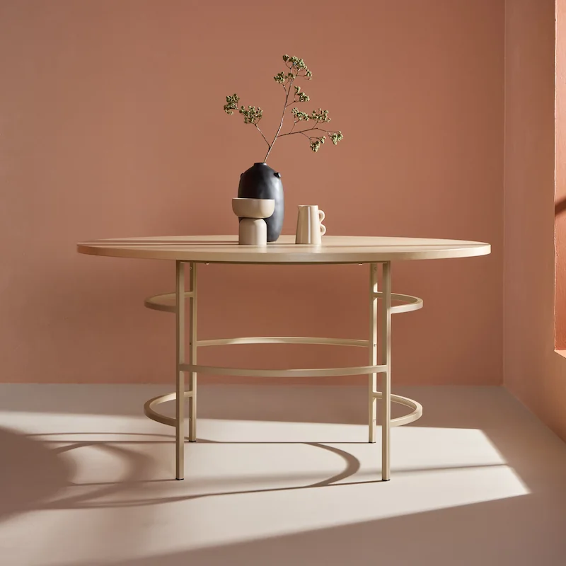Table à manger ronde Venture Home, plateau aspect bois blanchi et piètement métal