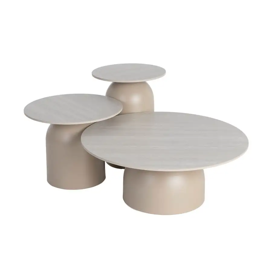 Les trois tables rondes du set regroupées, fond blanc