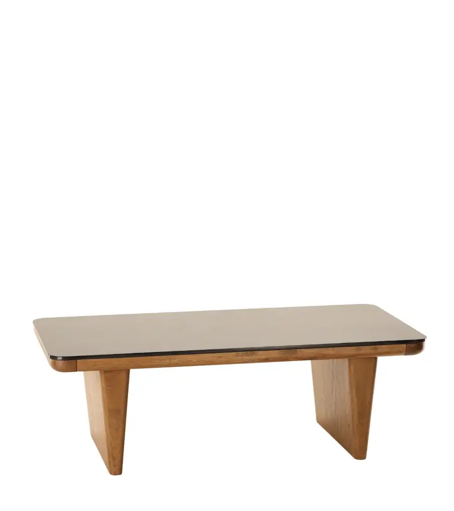 Table basse Dabo en chêne et plateau noir vue de trois quarts