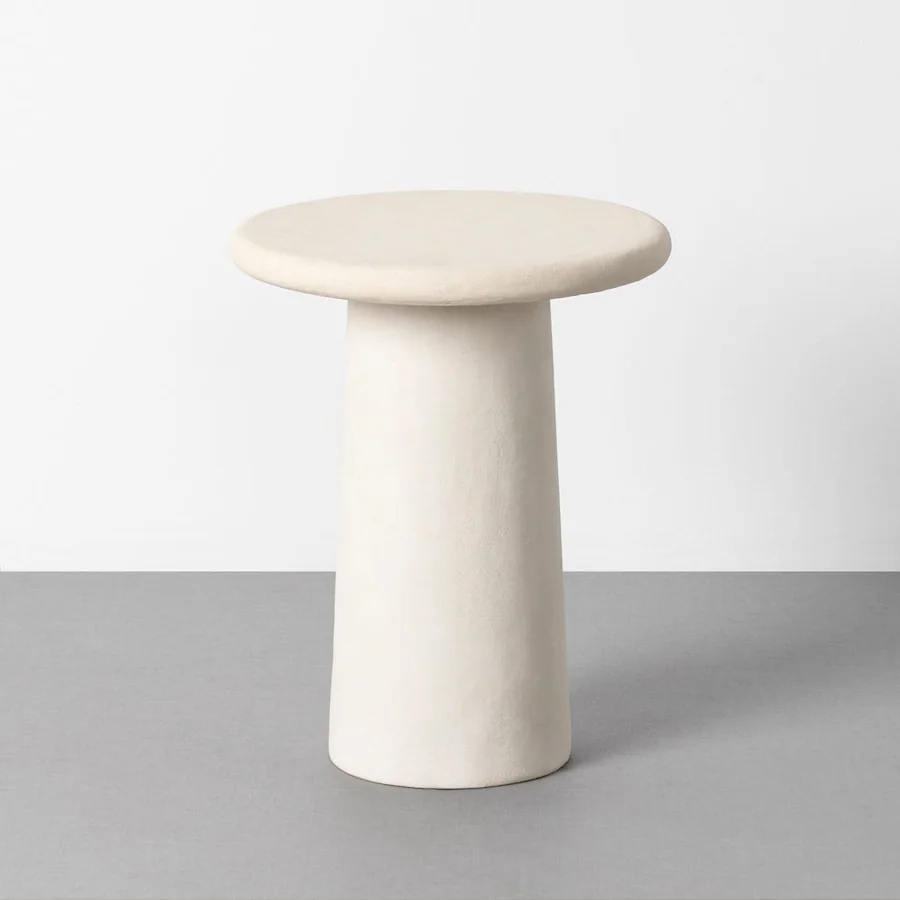 Table d'appoint champignon blanc cassé en métal effet papier mâché, plateau rond sur pied central évasé