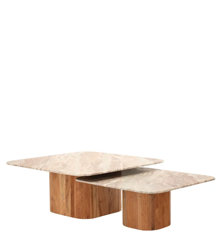Tables basses gigognes Bellac Athezza, plateaux carrés veinés rose pâle sur socles en acacia