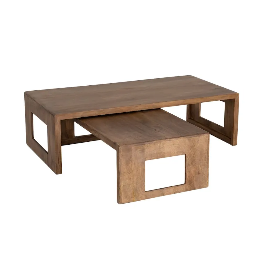 Les deux tables de salon en trois quarts sur fond blanc